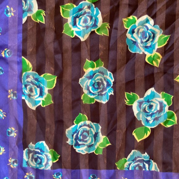 Vintage Blue Roses Rose Flower Scarf Floral 20 X 20" Made in Italy Chiffon Green - Picture 6 of 16